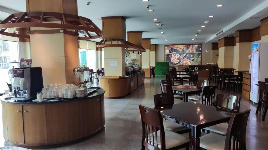 Western Grand Hotel Ratchaburi Ban Bang Kra Exterior foto