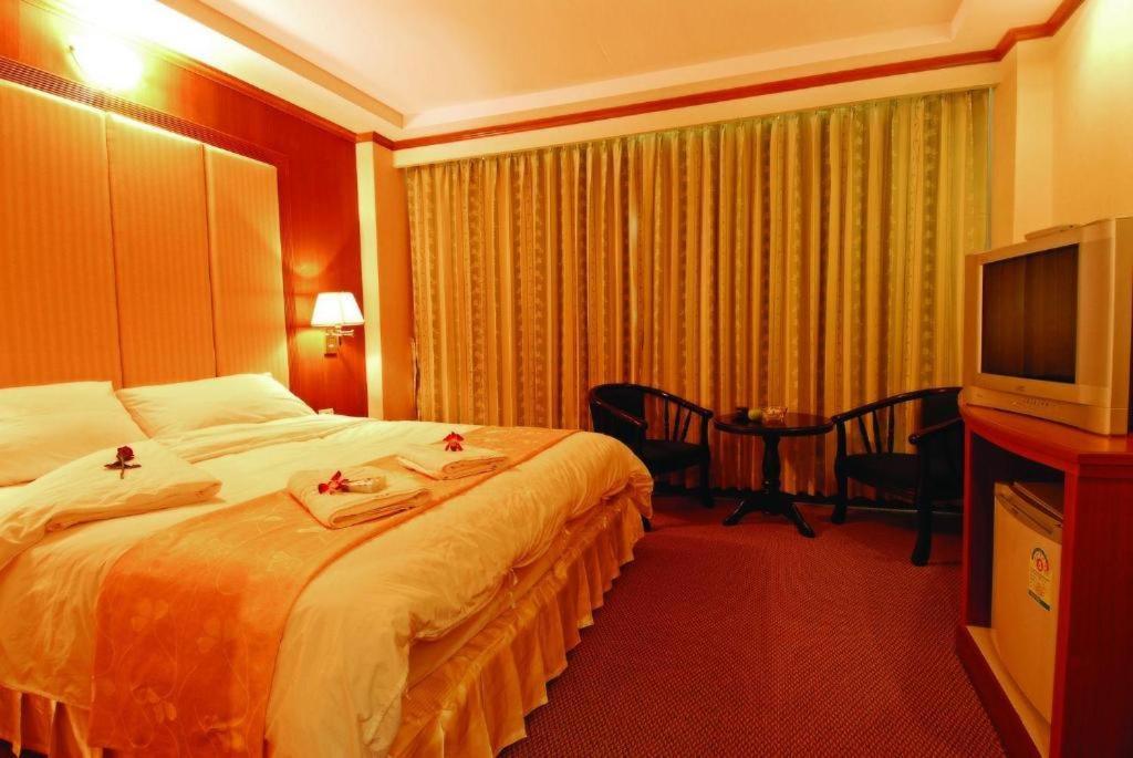 Western Grand Hotel Ratchaburi Ban Bang Kra Exterior foto