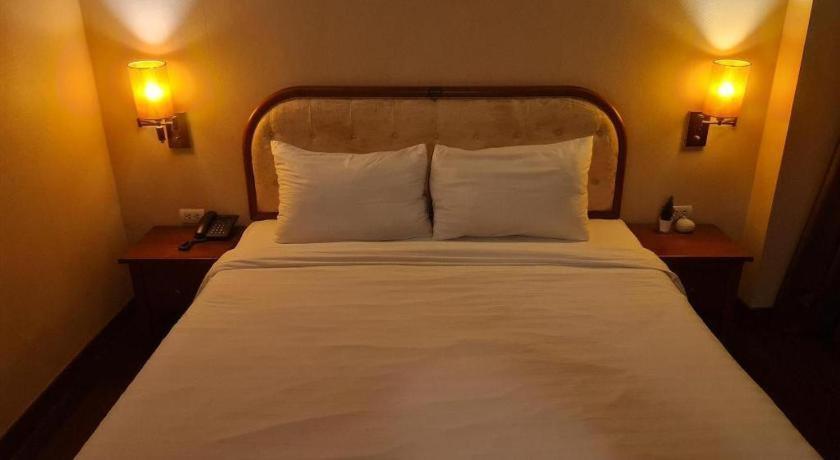 Western Grand Hotel Ratchaburi Ban Bang Kra Exterior foto